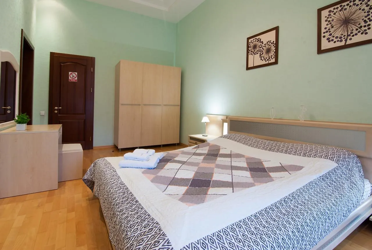 Home-Hotel Apartments-Mykhailivska Kyiv 0*,