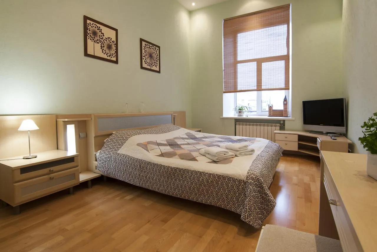 Home-Hotel Apartments-Mykhailivska Kyiv