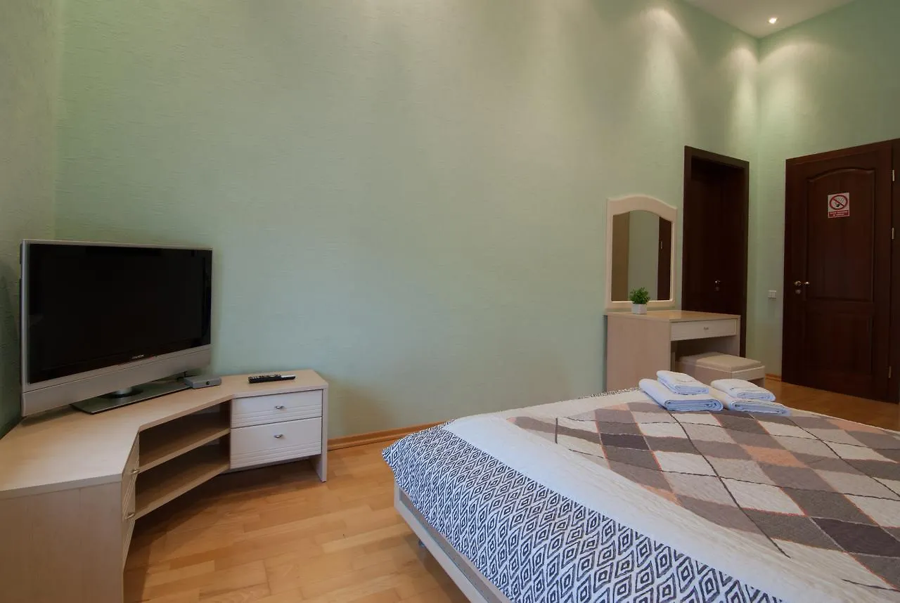 Home-Hotel Apartments-Mykhailivska Kyiv